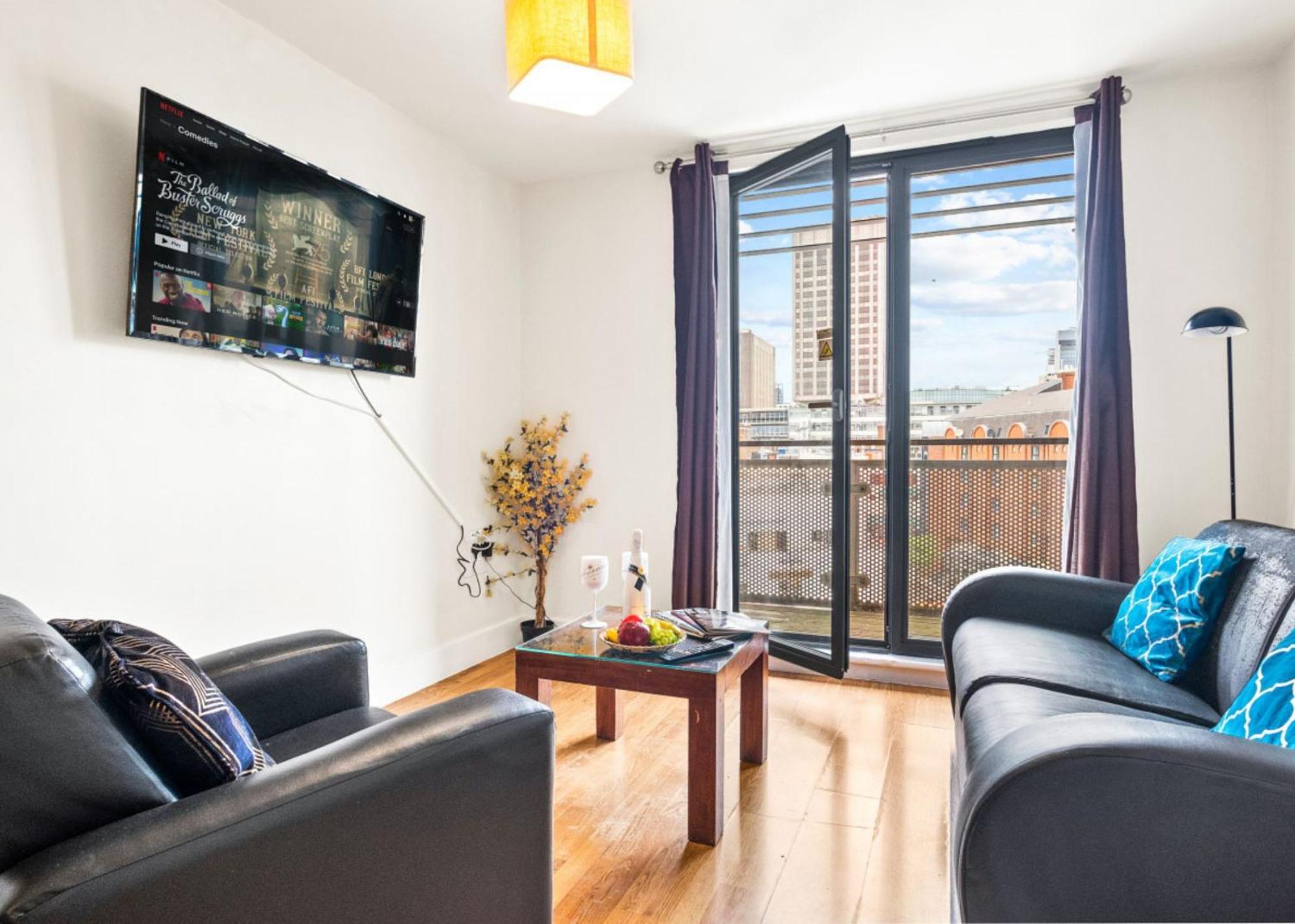 Chinatown - One Bed - Balcony - Secure Parking - Fast Wifi - Birmingham City Centre - 49A Exterior photo